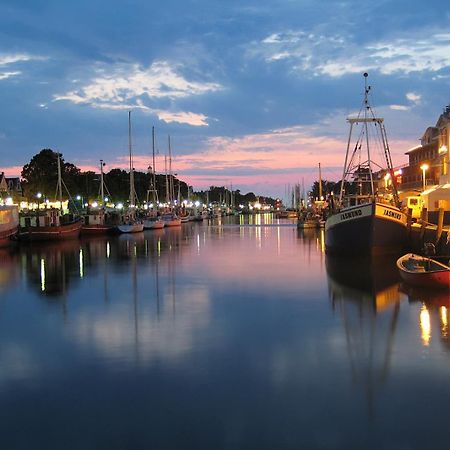 Haus Drei Schwestern, Bernstein Rostock Exteriér fotografie