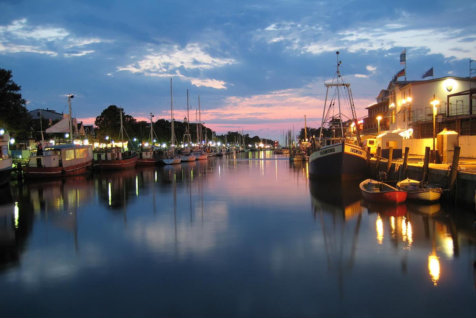 Haus Drei Schwestern, Bernstein Rostock Exteriér fotografie